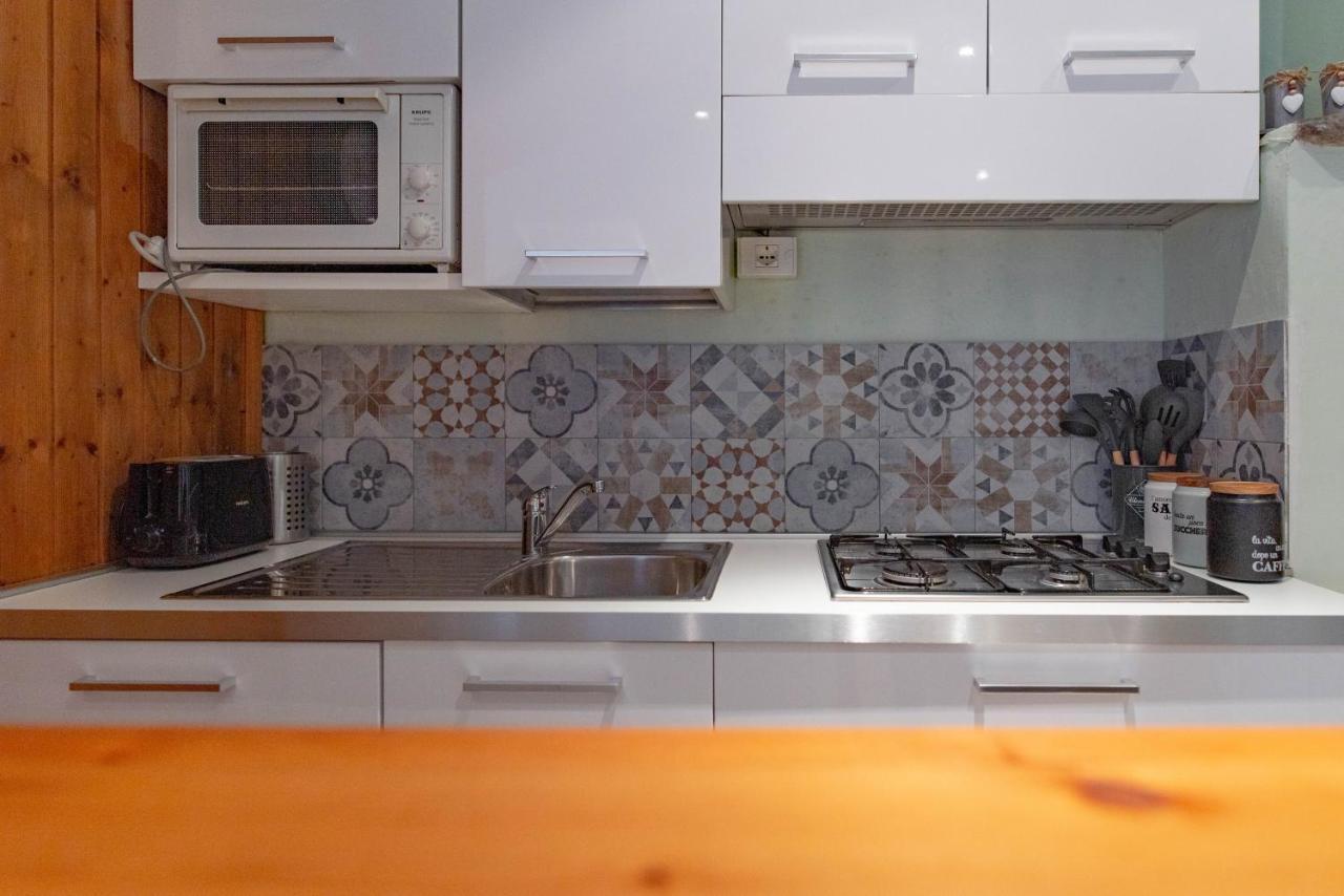 Nella Casa Del Pittore Turin Bagian luar foto